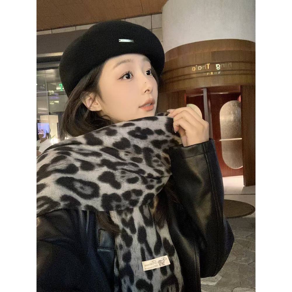 ผ้าพันคอเสือดาวลาย 190*70 ซม.  - Woven Scarf Blanket บทวิจารณ์และราคา