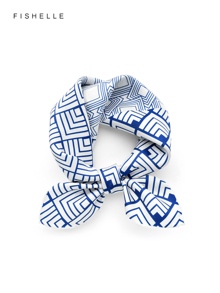 จีนคลาสสิกสีฟ้าสีขาวธรรมชาติ S - Scarf Silk Square บทวิจารณ์และราคา