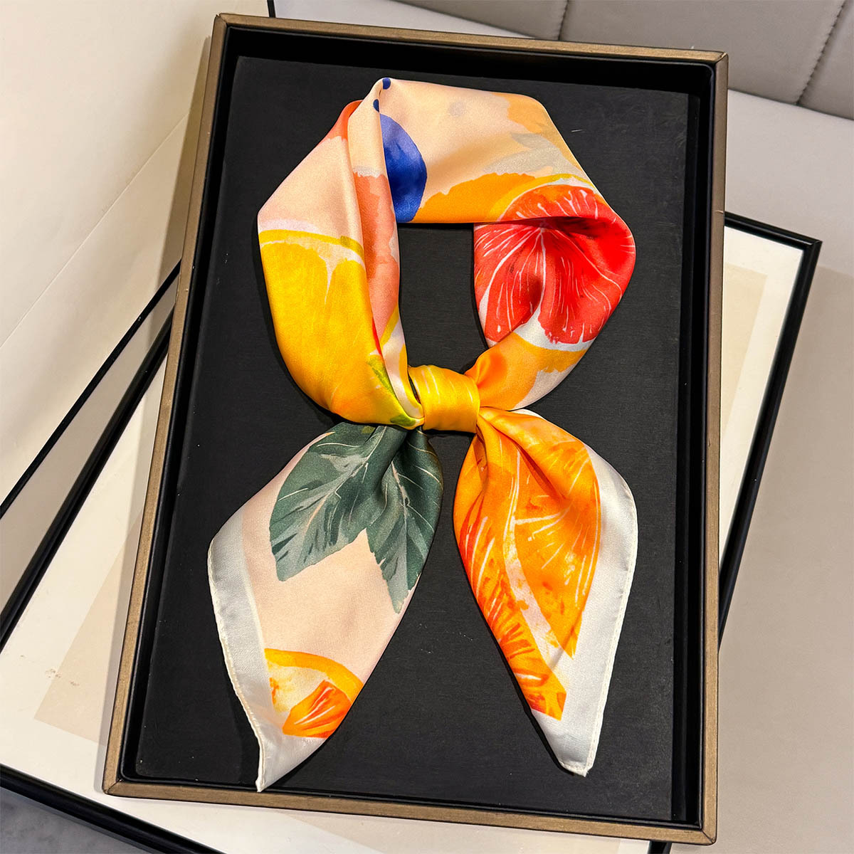 ผ้าพันคอไหมลายผลเลมอนแฟชั่น สำ - Scarf Silk Square บทวิจารณ์และราคา